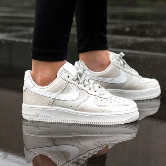 women's air force 1 light bone